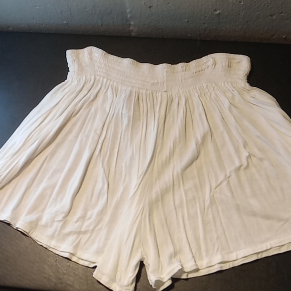 Short set - Picture 5 of 9